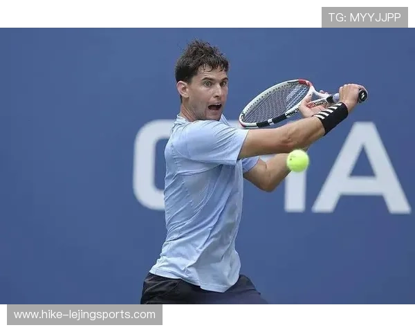 足球巨星贾巴尔的传奇人生与赛场荣耀全景解析