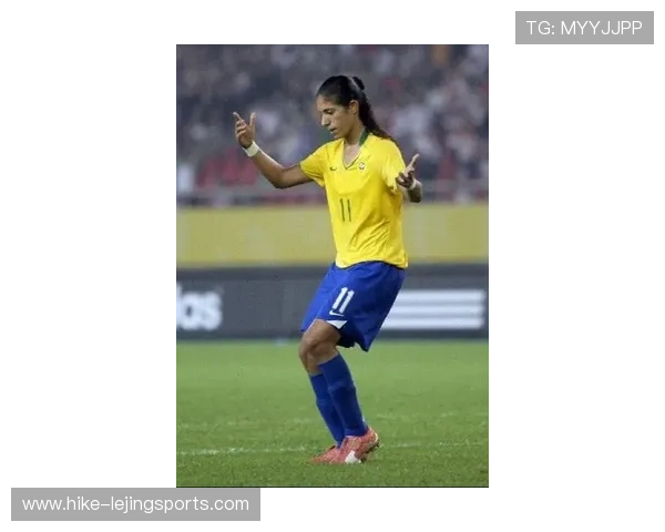 足球球星33号生日揭秘:他的传奇故事与场上风采尽在其中 足球球星33号生日揭秘:他的传奇故事与场上风采尽在其中